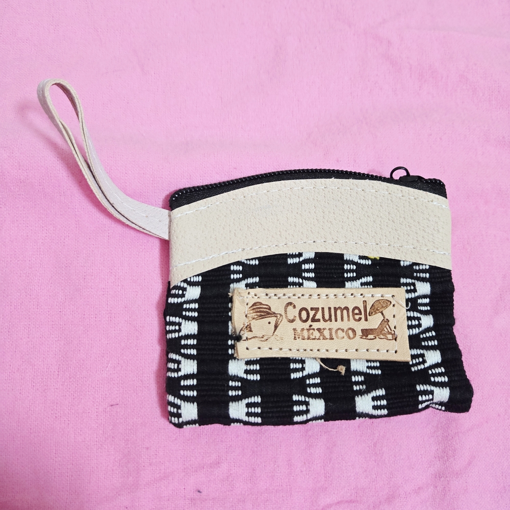 Black and White Patterned Pouch Coin Purse